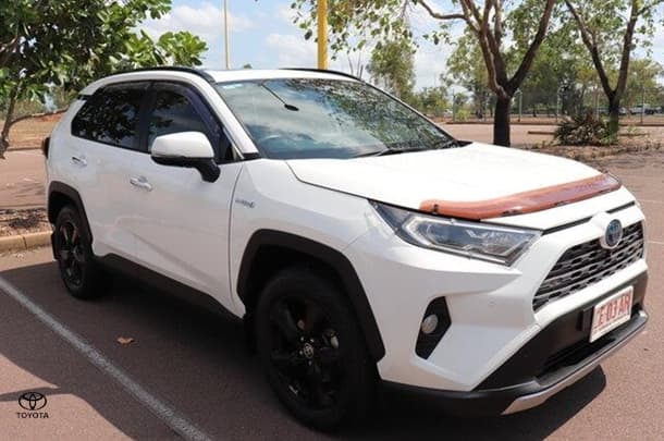2020 Toyota RAV4 Cruiser in White