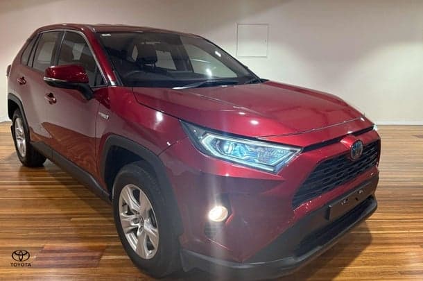 2020 Toyota RAV4 GX-2WD in Red