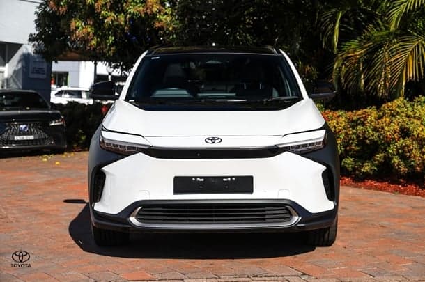2024 Toyota bZ4X Standard AWD in White