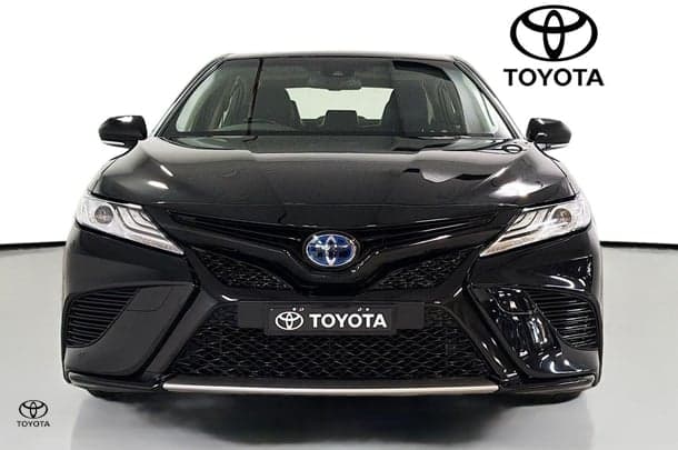 2020 Toyota Camry SL in Black