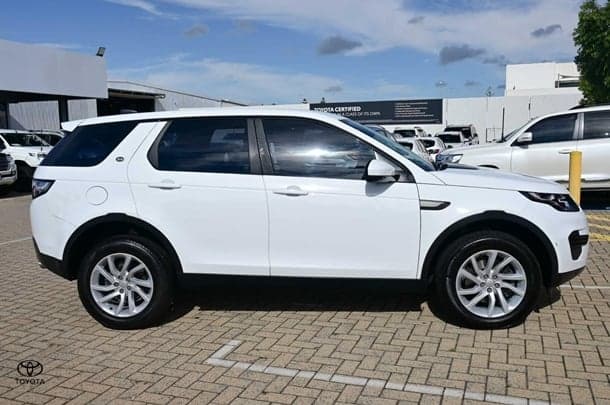 2017 Land Rover Discovery Sport TD4 150 SE in White