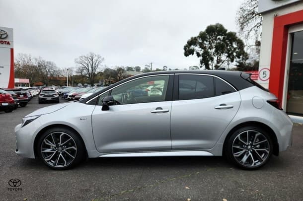 2025 Toyota Corolla ZR Hybrid in Black