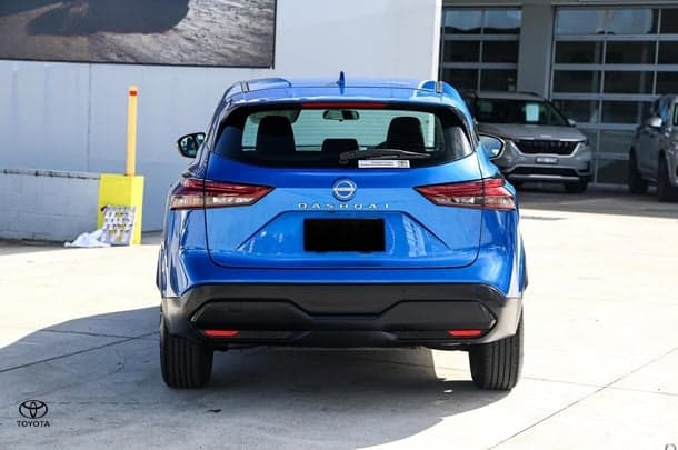 2024 Nissan QASHQAI ST in Blue