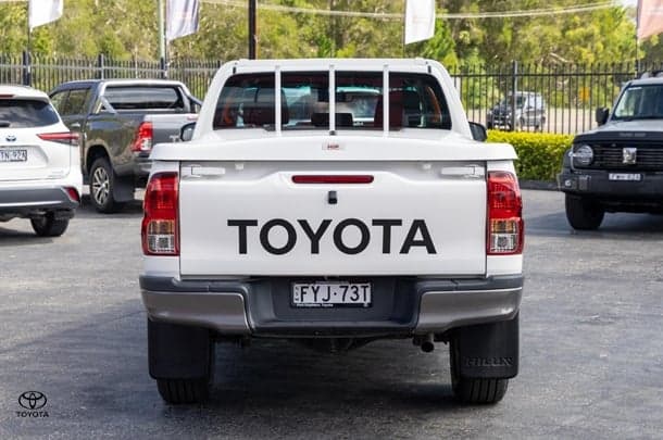 2020 Toyota Hilux SR in White