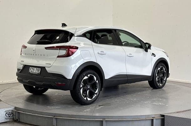 2025 Mitsubishi ASX Aspire in White