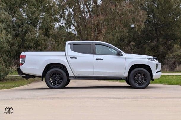 2022 Mitsubishi Triton GSR in White