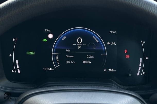 2025 Toyota Corolla Cross GX in Green