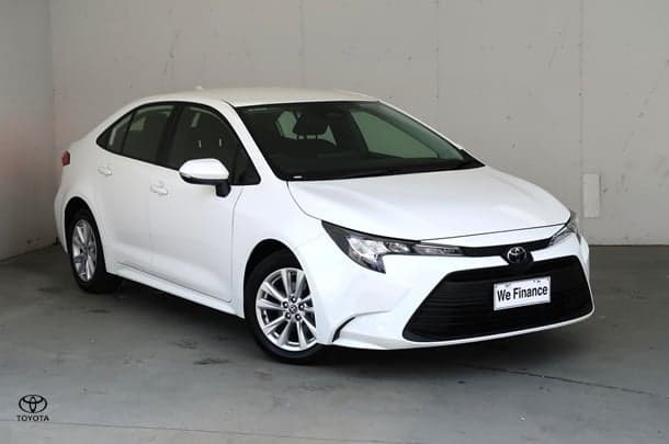 2024 Toyota Corolla Ascent Sport in White
