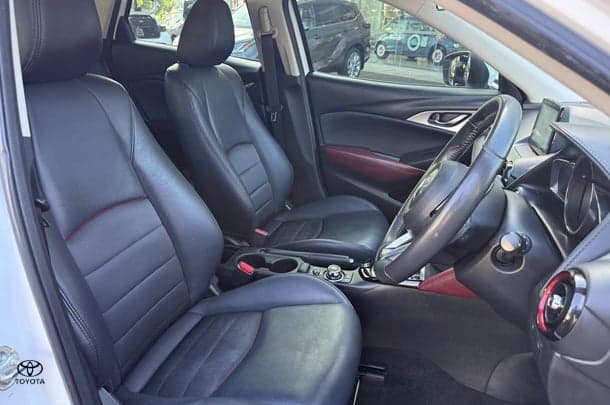 2017 Mazda CX-3 sTouring in White