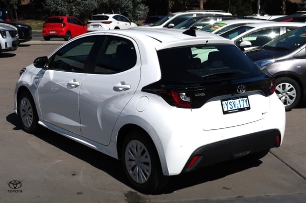 2026 Toyota Yaris Ascent Sport Hybrid in White