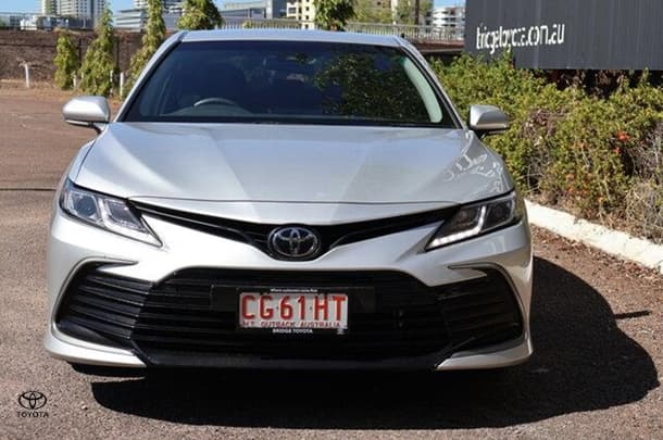 2022 Toyota Camry Ascent in Silver