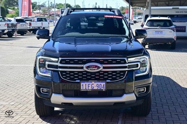 2024 Ford Ranger Platinum in Black