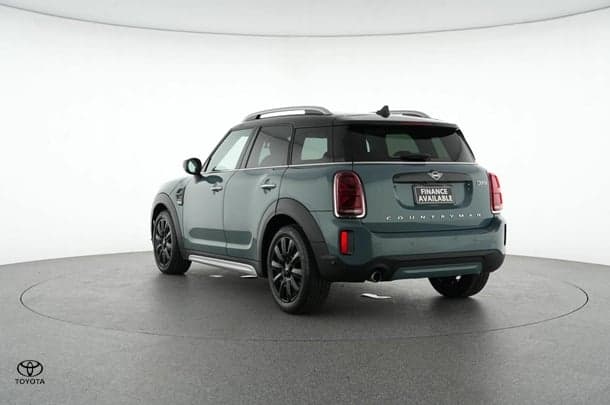 2021 MINI Countryman Cooper Classic in Green