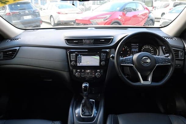 2017 Nissan X-TRAIL Ti in Grey