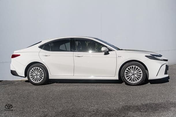 2025 Toyota Camry Ascent in White