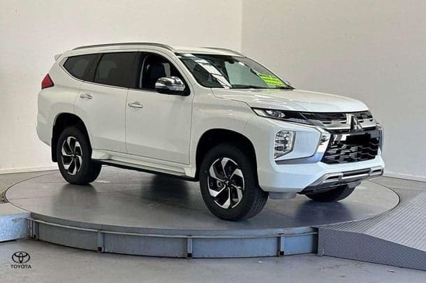 2024 Mitsubishi Pajero Sport Exceed in White