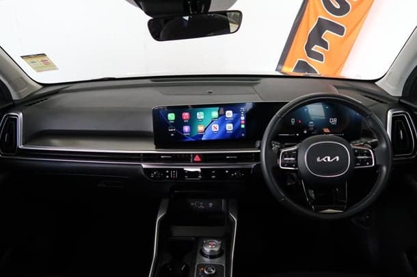 2024 Kia Sorento S in Grey