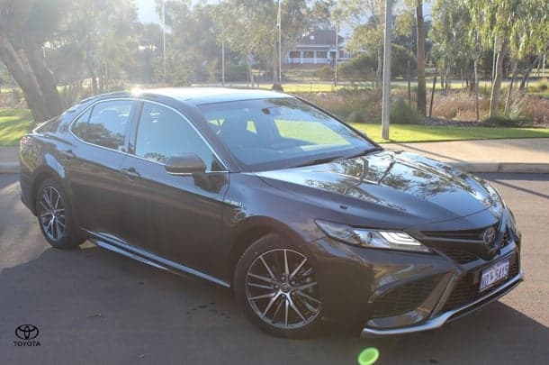 2024 Toyota Camry SL in Bronze