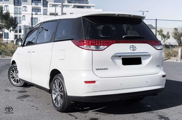 2016 Toyota Tarago Ultima in White