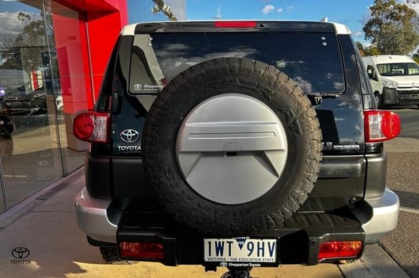 2013 Toyota FJ Cruiser Base in Black