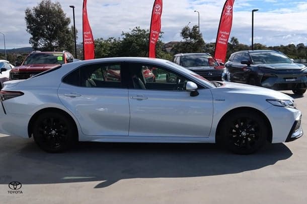 2024 Toyota Camry Ascent Sport in White