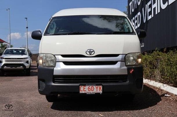 2014 Toyota Hiace Commuter in White