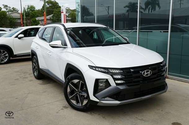 2024 Hyundai Tucson Base in White