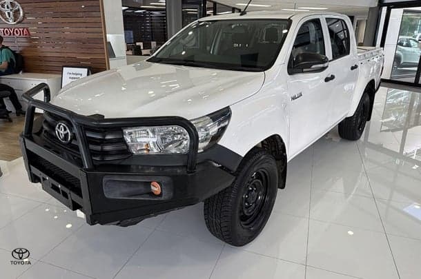 2016 Toyota Hilux Workmate in White