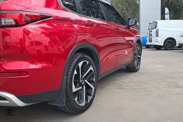 2023 Mitsubishi Outlander Aspire in Other