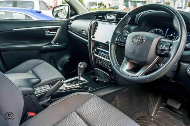 2025 Toyota Fortuner GXL in Silver