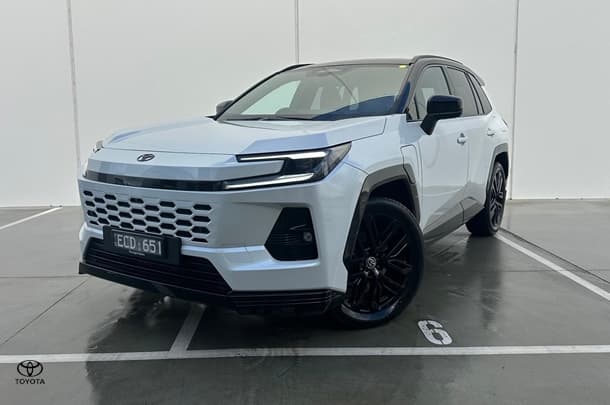 2026 Toyota RAV4 XSE in White