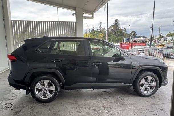 2023 Toyota RAV4 GX-2WD in Black