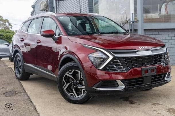 2024 Kia Sportage S in Red