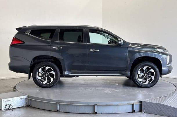 2024 Mitsubishi Pajero Sport GLS in Grey