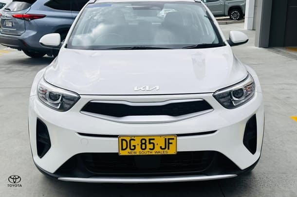2023 Kia Stonic S in Snow White Pearl (Swp)