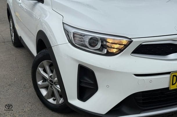 2024 Kia Stonic S in Sporty Blue (Spb)