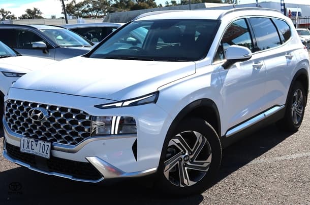 2023 Hyundai Santa Fe Active in White