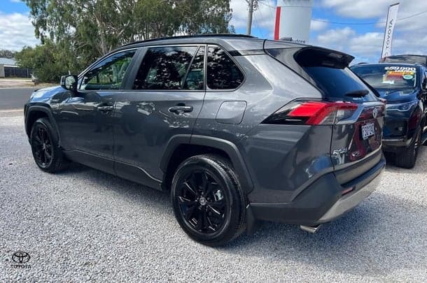 2022 Toyota RAV4 Cruiser-AWD in Silver