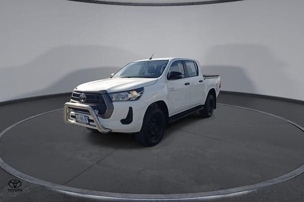 2021 Toyota Hilux SR in White