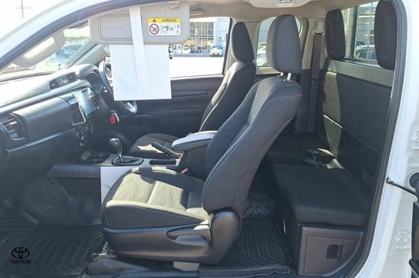2020 Toyota Hilux SR in White