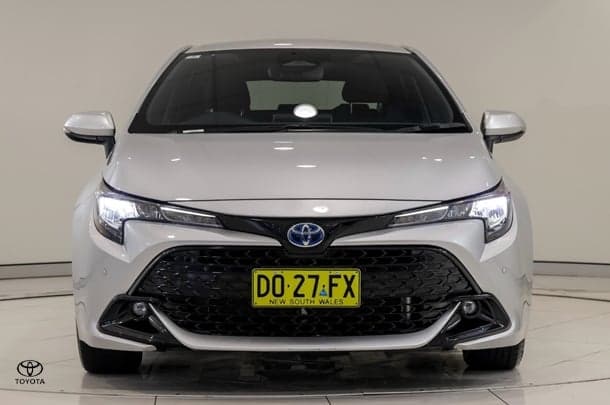 2025 Toyota Corolla SX in Silver