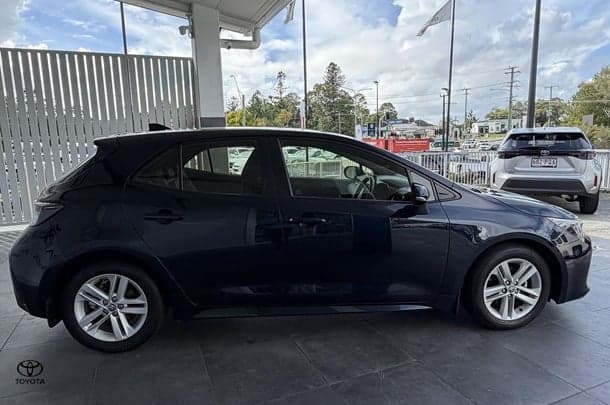 2018 Toyota Corolla Ascent Sport in Black
