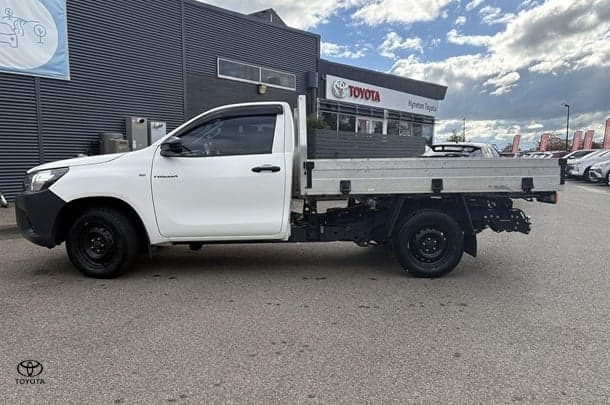 2019 Toyota Hilux Workmate in White
