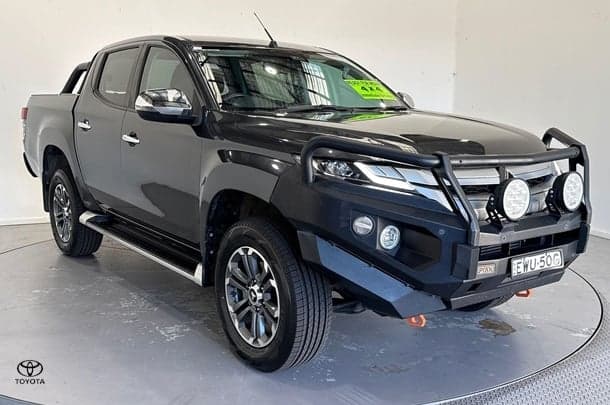 2022 Mitsubishi Triton GLS in Grey