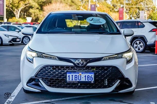 2023 Toyota Corolla Ascent Sport in White