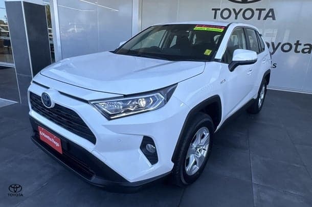 2020 Toyota RAV4 GX-2WD in White