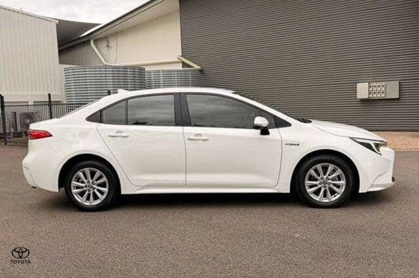 2023 Toyota Corolla Ascent Sport Hybrid in White