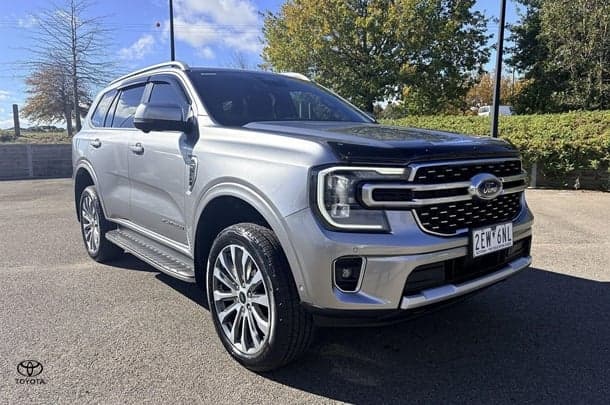 2022 Ford Everest Platinum in Silver
