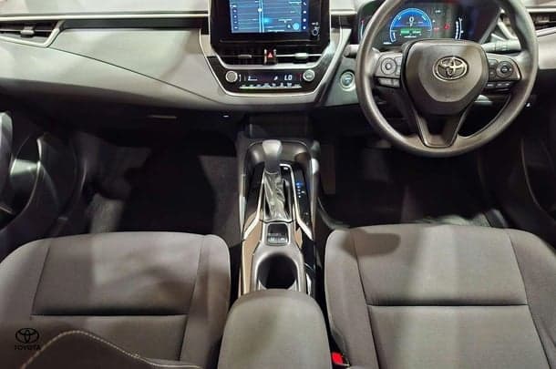 2024 Toyota Corolla Ascent Sport in Silver