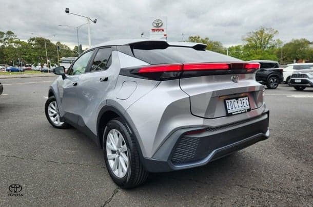 2025 Toyota C-HR GXL in Silver